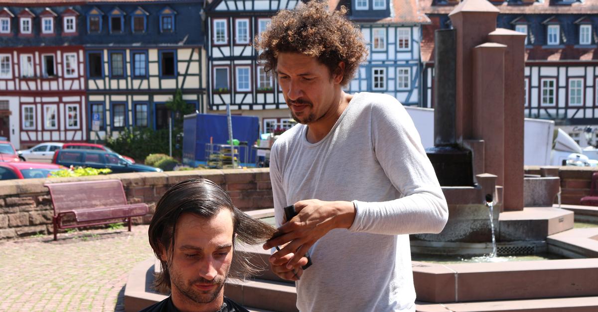 Reading hairdresser Danny Beuerbach from Gelnhausen conquers the Frankfurt ...