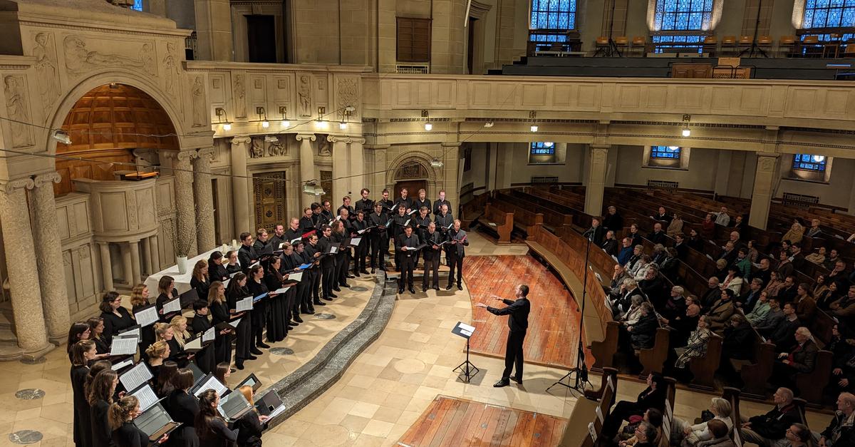 Stadtkirche Schlüchtern: Kammerchor und Orchester bei Klassikabend